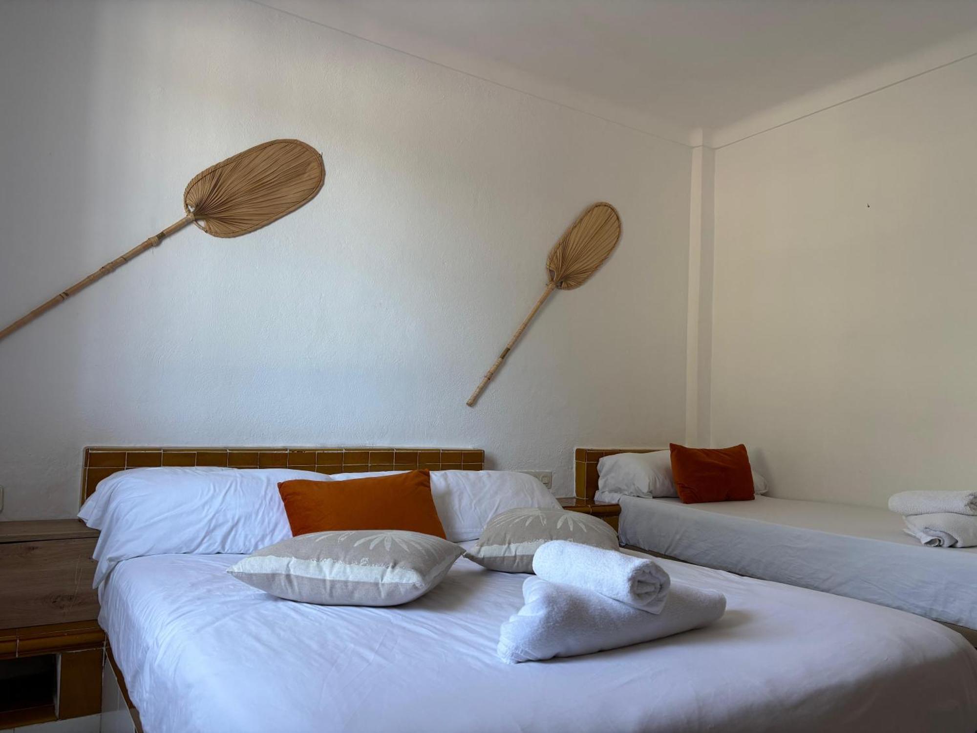 Es Grop Apartamentos Portinatx Εξωτερικό φωτογραφία