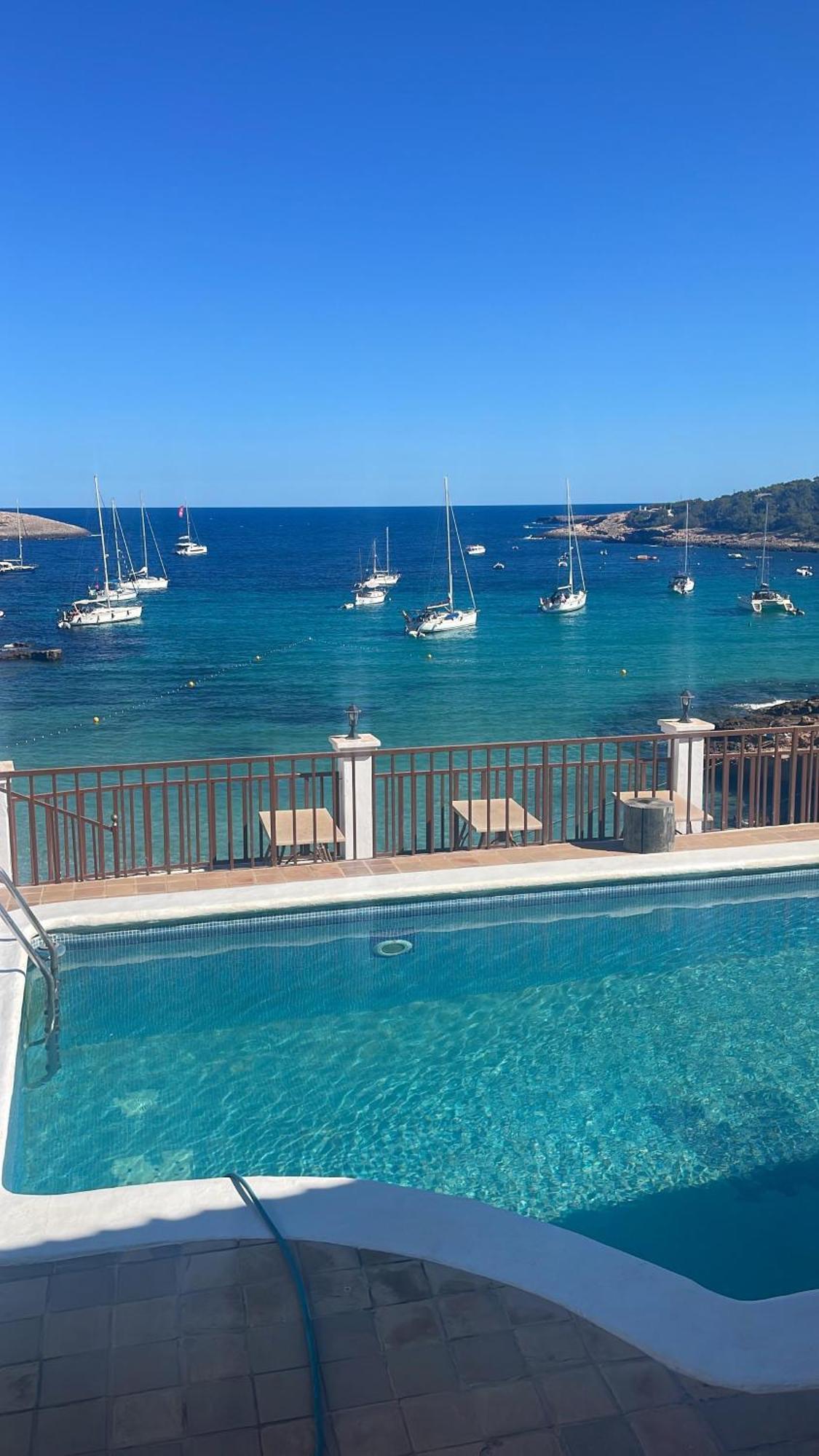 Es Grop Apartamentos Portinatx Εξωτερικό φωτογραφία