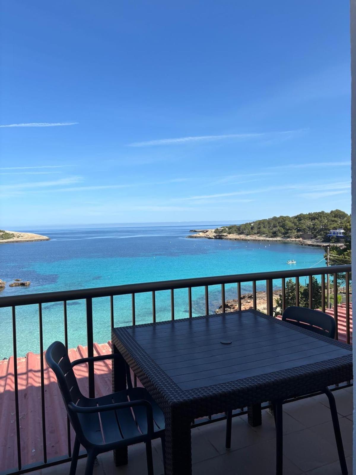 Es Grop Apartamentos Portinatx Εξωτερικό φωτογραφία